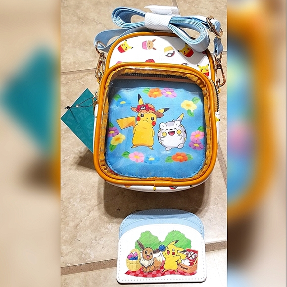 Bioworld Pokemon Pikachu & Eevee Cupcakes Picnic Crossbody & ID Card Wallet Set - Picture 1 of 3